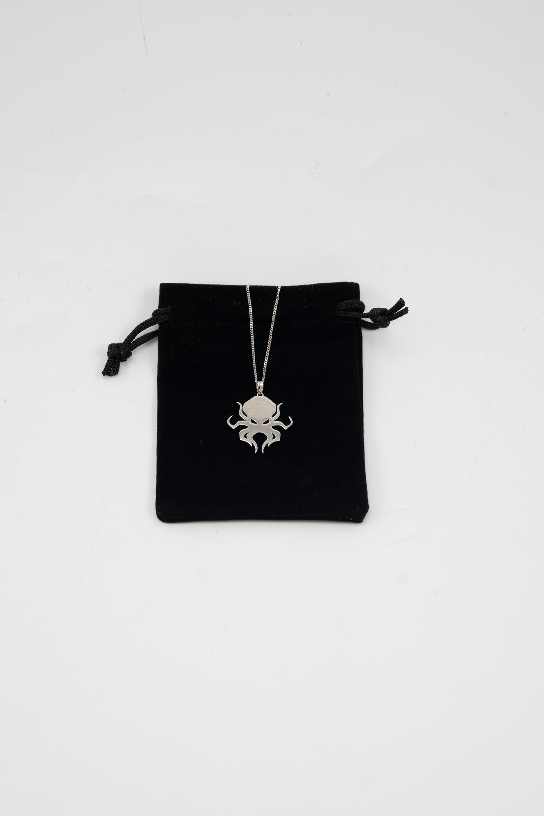 KRAKEN PENDANT- SILVER - CHAIN - Kraken 